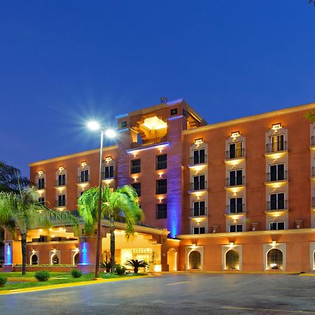 Holiday Inn Express Monterrey Galerias-San Jeronimo By Ihg Bagian luar foto