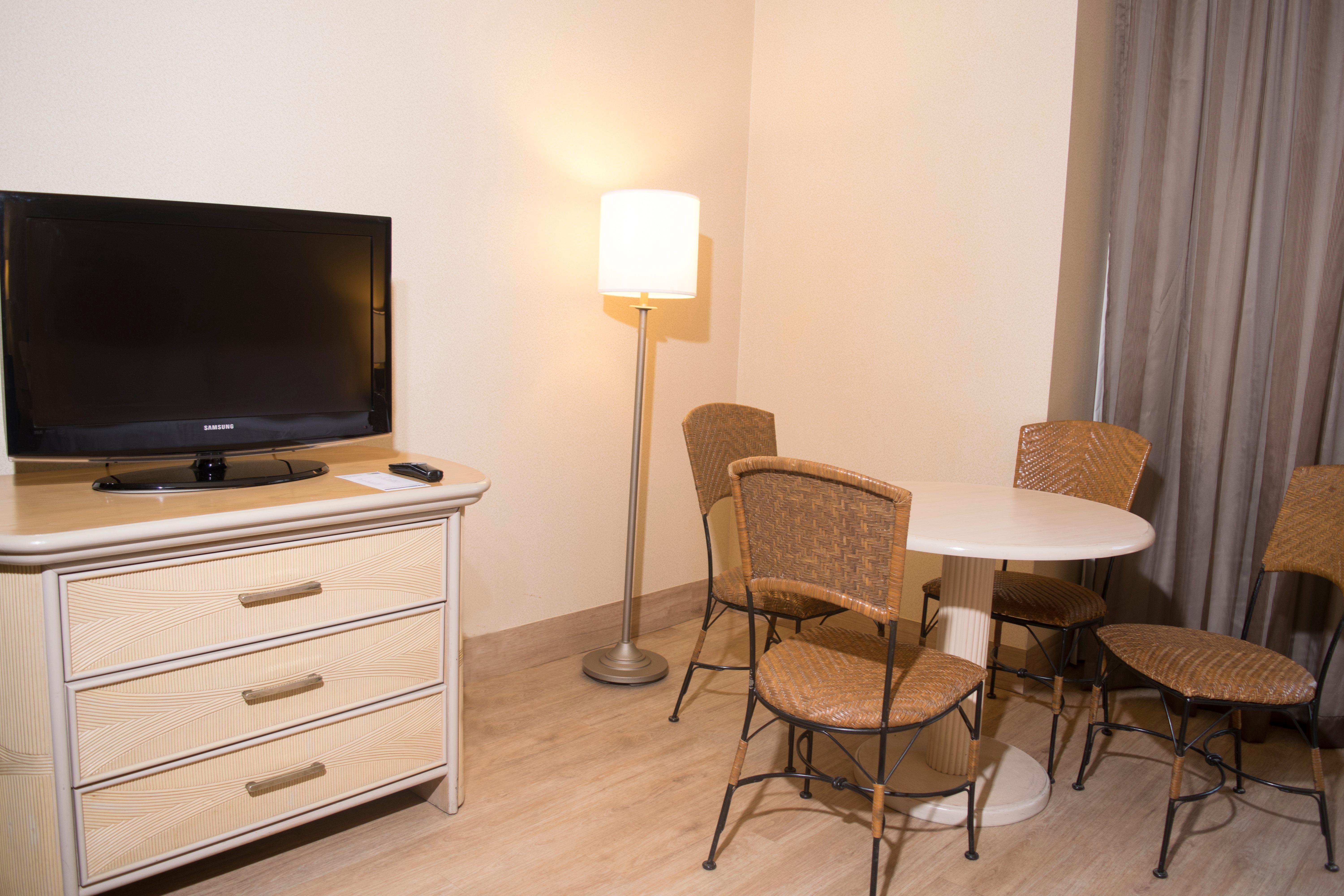 Holiday Inn Express Monterrey Galerias-San Jeronimo By Ihg Bagian luar foto