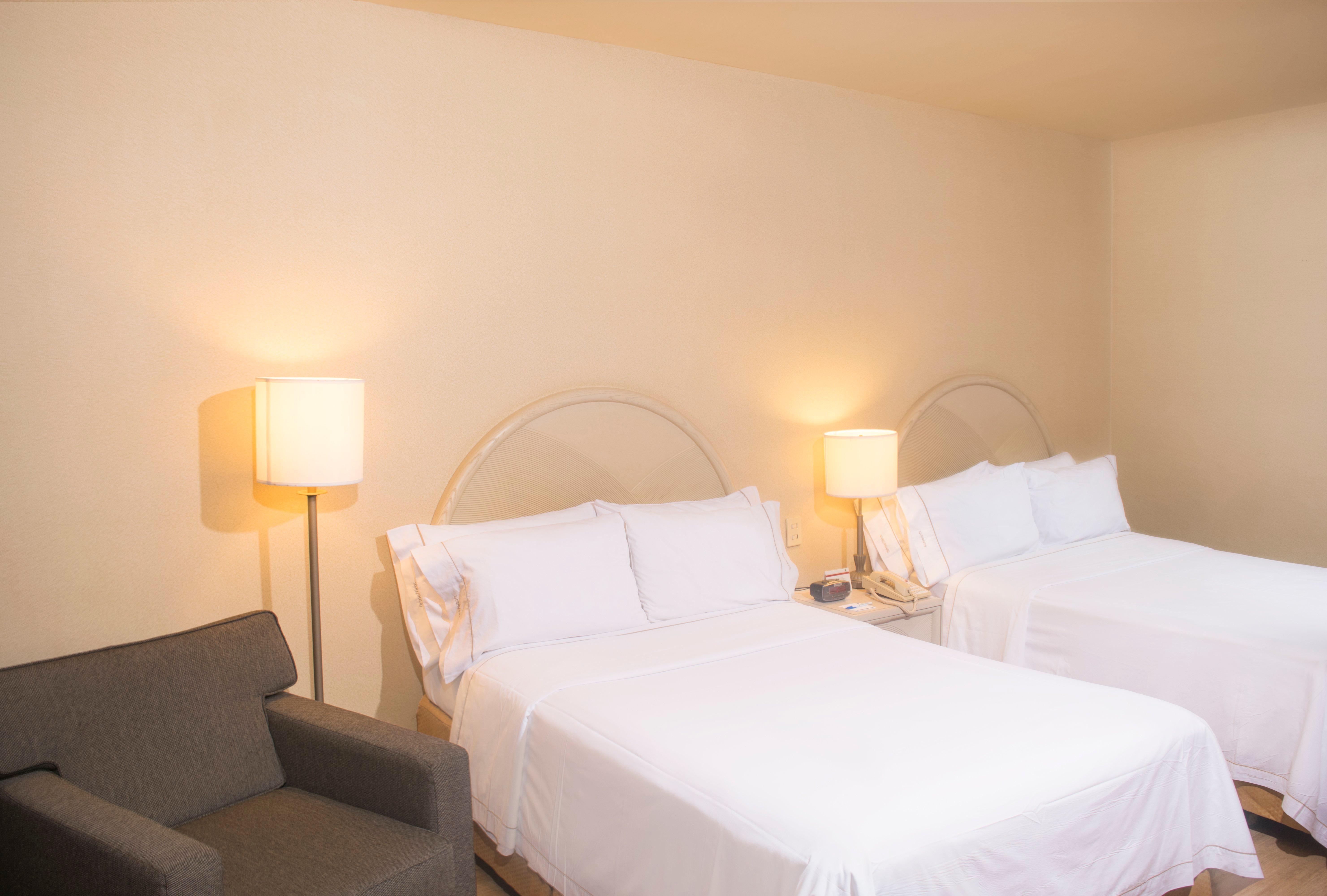 Holiday Inn Express Monterrey Galerias-San Jeronimo By Ihg Bagian luar foto