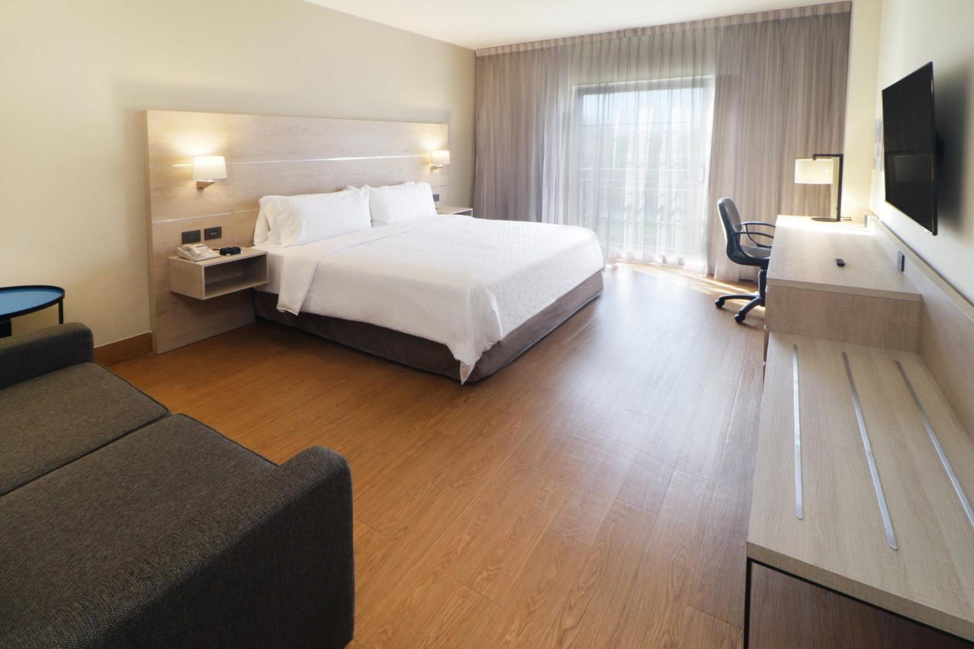 Holiday Inn Express Monterrey Galerias-San Jeronimo By Ihg Bagian luar foto